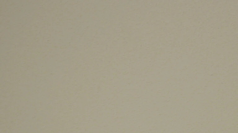 121 E
